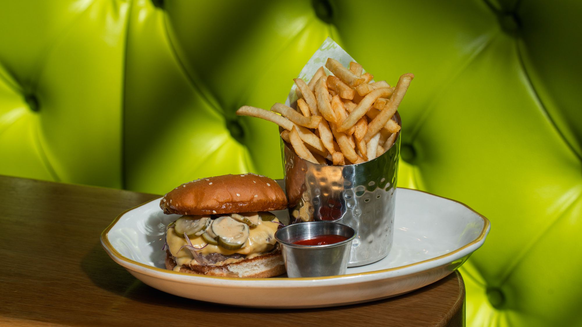 Cheeseburger and fries