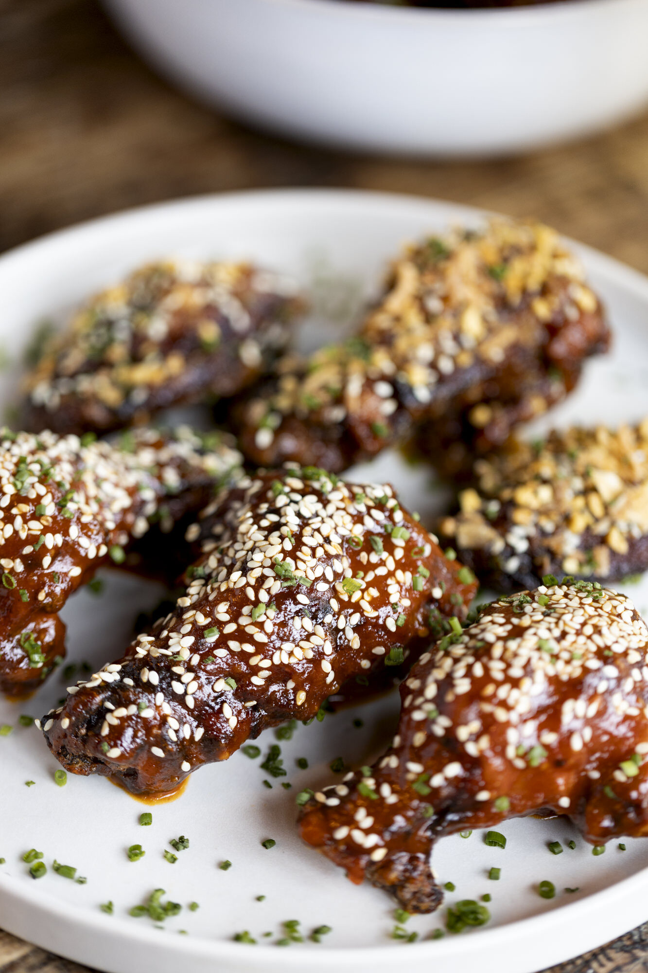 Sesame-crusted glazed chicken wings
